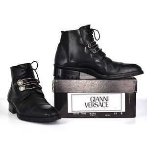 C0 Auth GIANNI VERSACE Black Baby Calf 1100 Pin-Snap Ankle Boot Shoes Size 6
